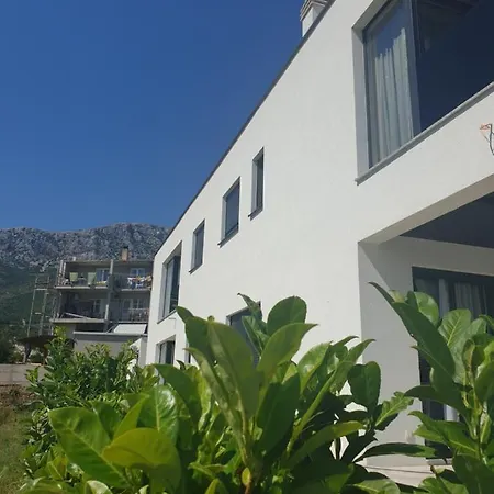 Villa Luxury Helena *